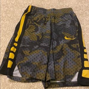 Nike elite basketball shorts